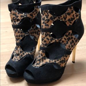 Thalia Sodi heels